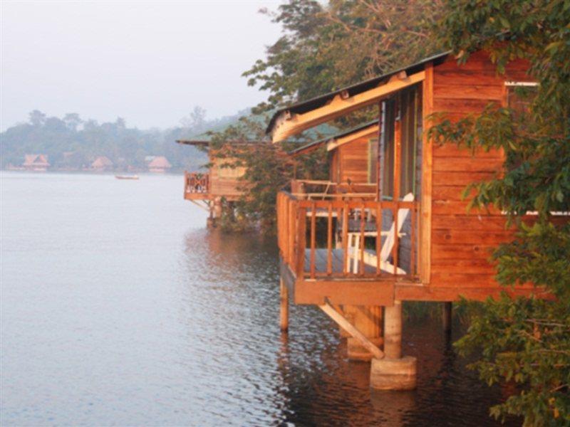 Catamaran Hotel Río Dulce Exterior photo