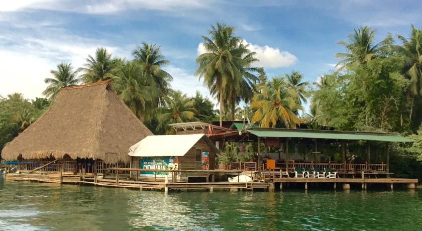 Catamaran Hotel Río Dulce Exterior photo
