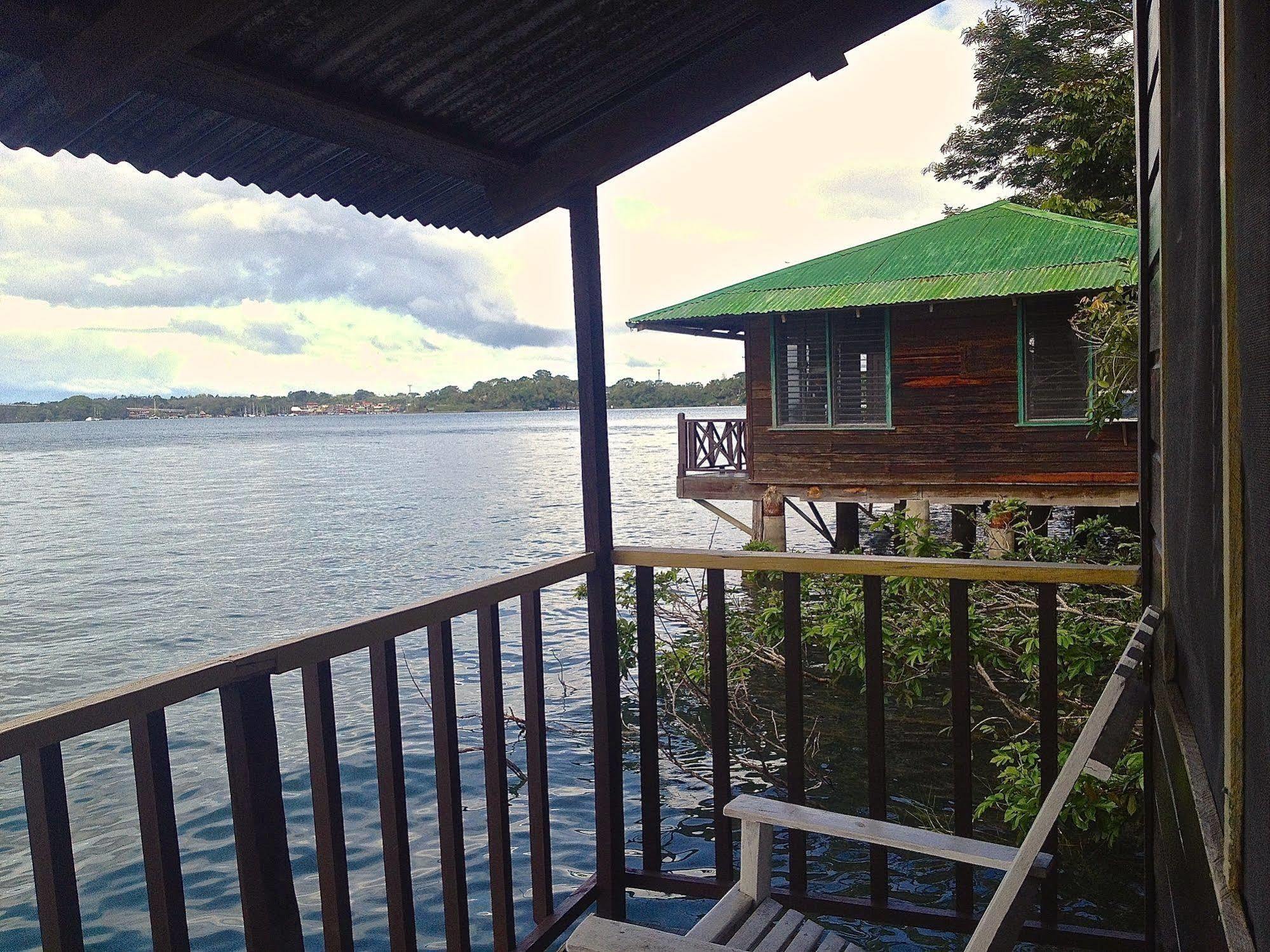 Catamaran Hotel Río Dulce Exterior photo