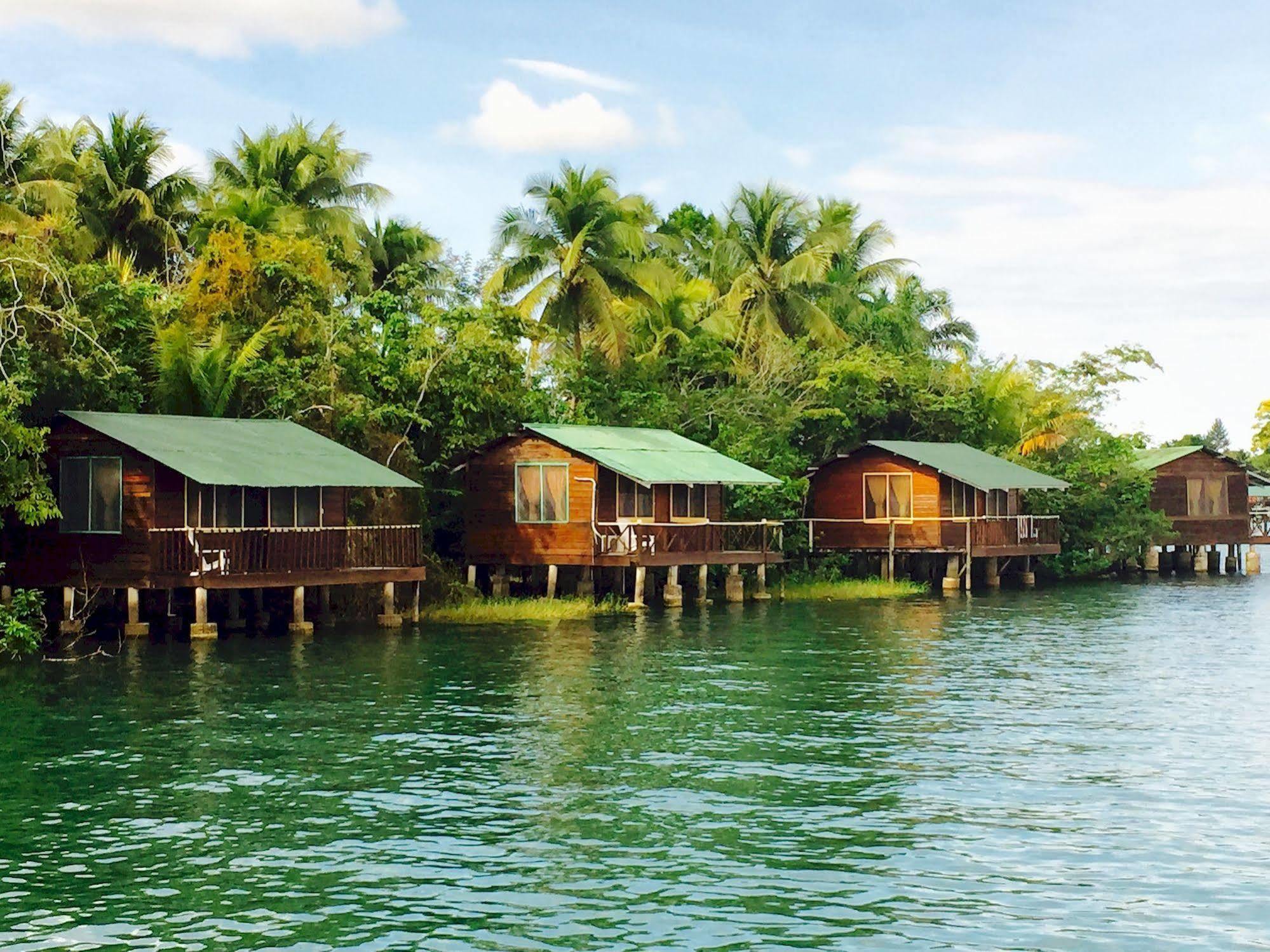 Catamaran Hotel Río Dulce Exterior photo